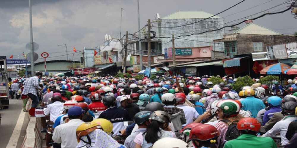 Vào các dịp lễ Tết, 2 đầu phà Cát Lái phía Quận 2, Tp.HCM và huyện Nhơn Trạch, tỉnh Đồng Nai thường xuyên chịu cảnh ùn tắc.